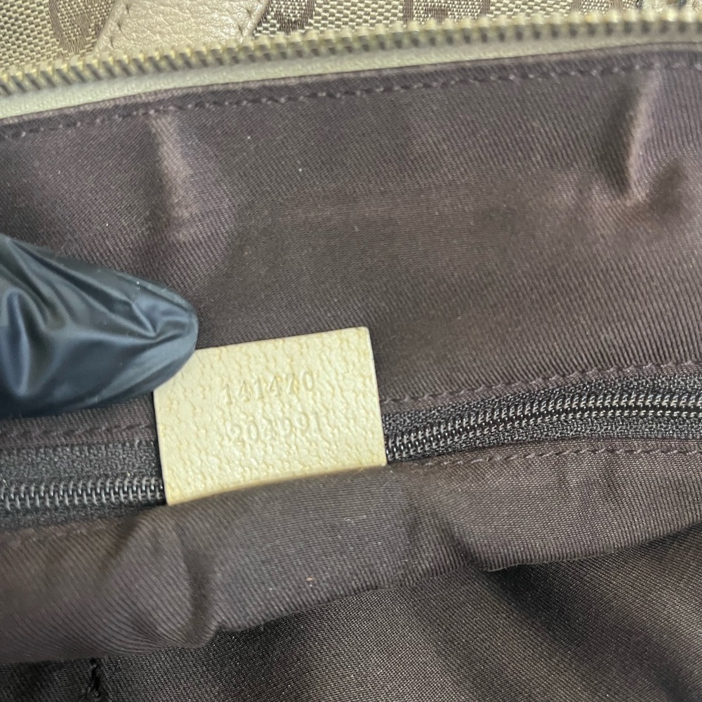 Gucci Beige GG Canvas Tote with Tan Trim and Gold Hardware - Picture 3 of 14